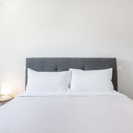 Olala Lisbon Oriente Suites C Экстерьер фото